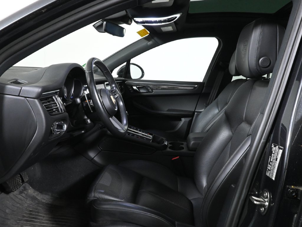 Used 2023 Porsche Macan S AWD/4WD image 5