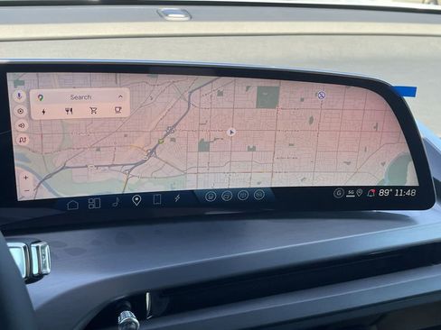 New 2026 Cadillac Vistiq Sport image 6