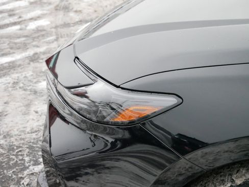 Used 2025 Toyota Camry XLE image 16