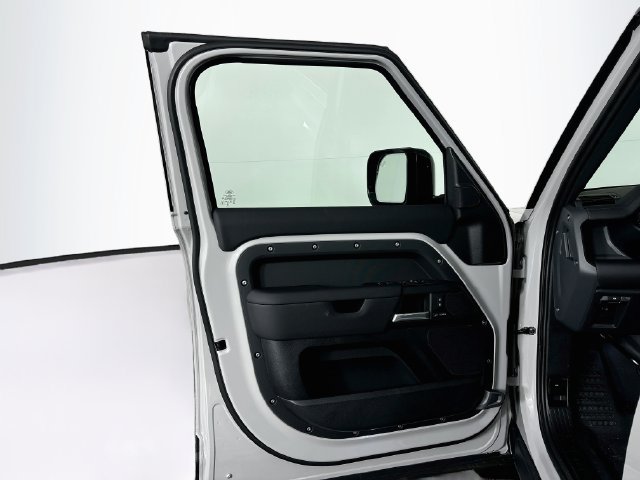New 2026 Land Rover Defender 110 S AWD/4WD image 11