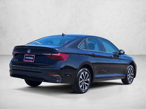 Used 2024 Volkswagen Jetta S FWD image 5