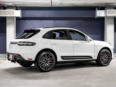 Used 2024 Porsche Macan S AWD/4WD image 3