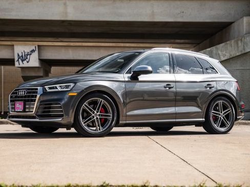 Used 2019 Audi SQ5 Premium Plus w/ Premium Plus Package image 32