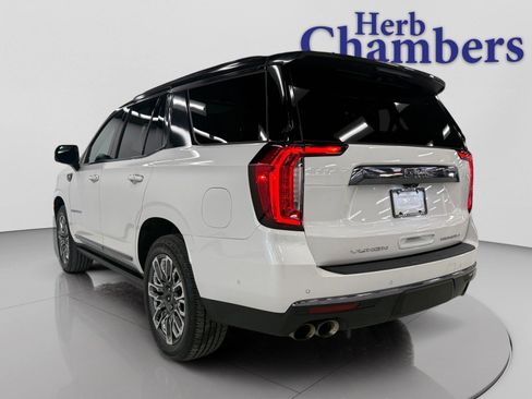 Used 2023 GMC Yukon Denali Ultimate image 3