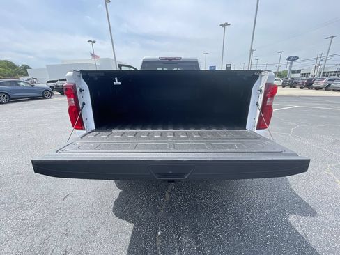 Certified 2024 Chevrolet Silverado 3500 High Country w/ High Country Premium Package AWD/4WD image 22