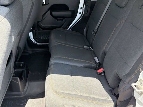 Used 2025 Jeep Wrangler Unlimited Sport AWD/4WD image 25