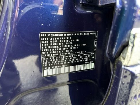 Used 2022 Volkswagen Tiguan SEL R-Line image 17