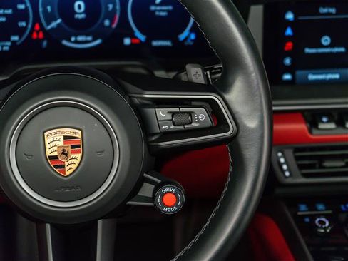 Certified 2025 Porsche 911 Carrera RWD image 19