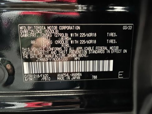 Used 2022 Toyota RAV4 SE w/ Weather & Moonroof Package AWD/4WD image 24