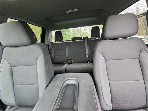Used 2024 Chevrolet Silverado 1500 LT AWD/4WD image 33