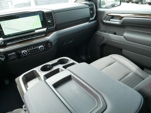 Used 2023 GMC Sierra 1500 Elevation AWD/4WD image 11