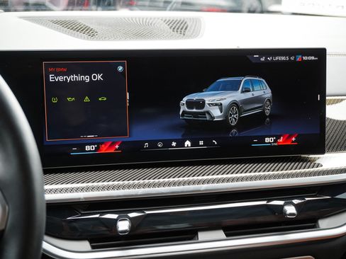 Used 2026 BMW X7 M60i w/ Executive Package AWD/4WD image 25