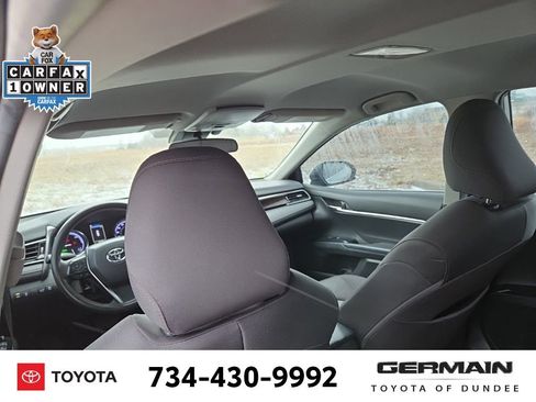 Used 2019 Toyota Camry LE image 21