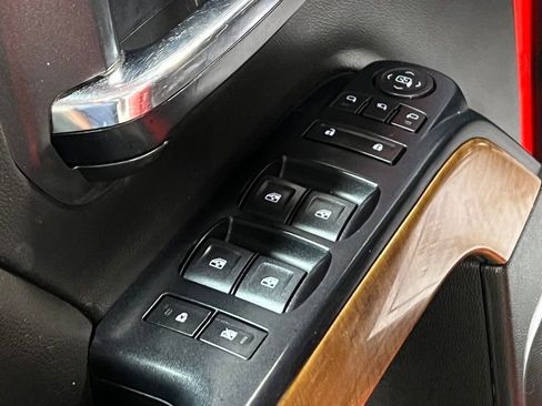 Used 2019 Chevrolet Silverado 2500 LTZ w/ LTZ Plus Package image 27