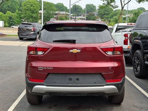 Used 2025 Chevrolet TrailBlazer LT w/ Driver Confidence Package AWD/4WD image 7