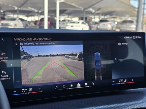 Used 2025 BMW 330i xDrive Sedan image 24