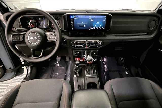 Used 2024 Jeep Wrangler Rubicon w/ Capability Package AWD/4WD image 17