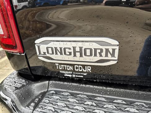 Used 2025 RAM 3500 Longhorn image 19