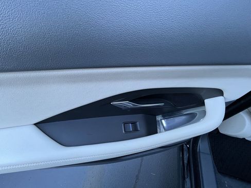 Used 2020 Jaguar E-PACE image 39