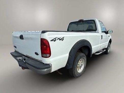 Used 2003 Ford F250 4x4 Regular Cab Super Duty image 5