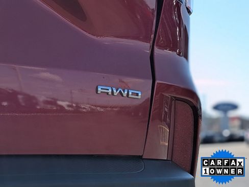 Used 2022 Ford Escape SE w/ SE Sport Appearance Package AWD/4WD image 9