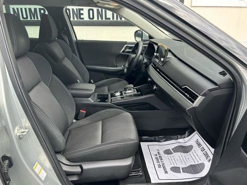 Used 2023 Mitsubishi Outlander ES FWD image 22