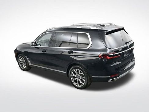 Used 2024 BMW X7 xDrive40i w/ Executive Package image 23