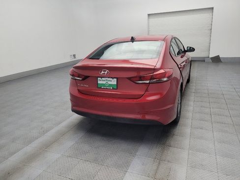 Used 2018 Hyundai Elantra SEL image 9