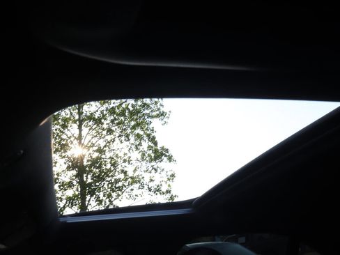 Used 2021 Mercedes-Benz C 300 Sedan image 20