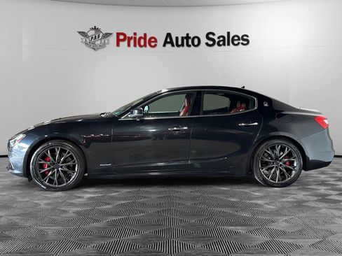 Used 2019 Maserati Ghibli GranSport image 5