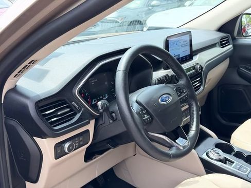 Used 2020 Ford Escape SEL FWD image 13