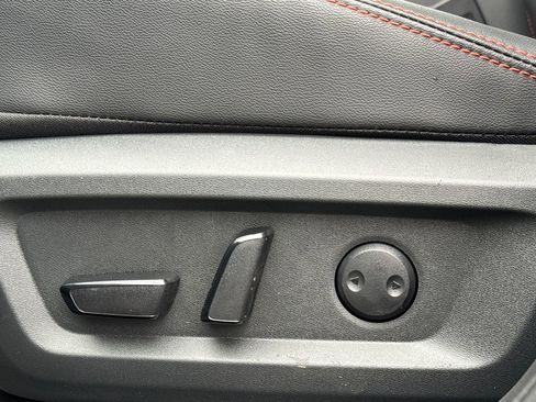 New 2026 Nissan Rogue SV image 32