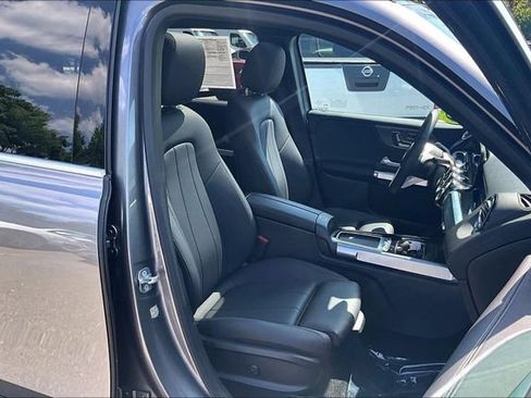 Used 2026 Mercedes-Benz GLB 250 4MATIC image 7