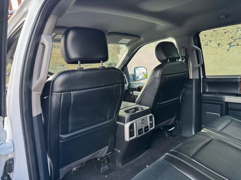 Used 2020 Ford F150 Lariat image 19