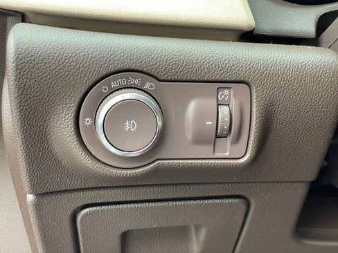 Used 2016 Buick Verano Leather w/ Experience Buick Package FWD image 15