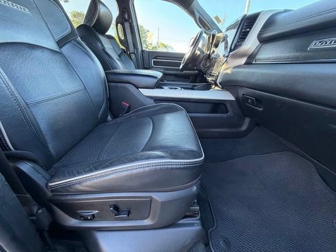 Used 2019 RAM 2500 Laramie w/ Night Edition AWD/4WD image 37