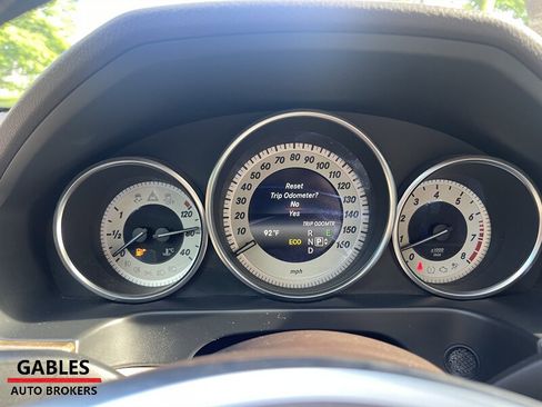 Used 2014 Mercedes-Benz E 350 Sedan image 22