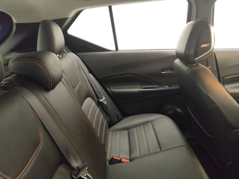 Used 2020 Nissan Kicks SR w/ SR Premium Package image 19