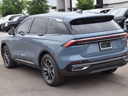 New 2026 Lincoln Nautilus Premier image 38