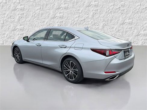 New 2025 Lexus ES 350 w/ Premium Package image 5