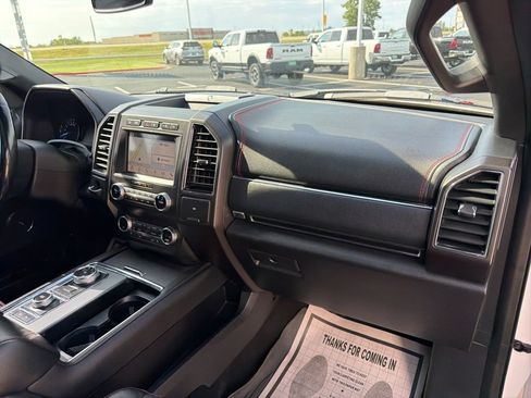 Used 2019 Ford Expedition Limited w/ Equipment Group 303A AWD/4WD image 35