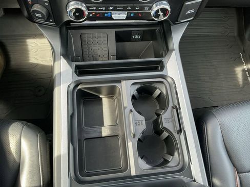 Used 2025 Ford F450 Lariat w/ FX4 Off-Road Package AWD/4WD image 16