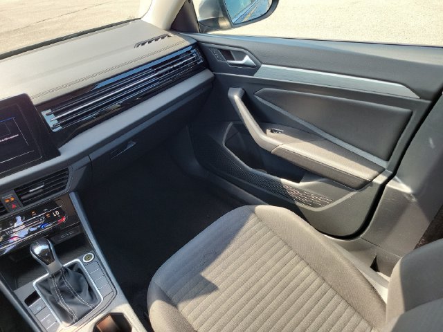 Used 2025 Volkswagen Jetta S FWD image 15