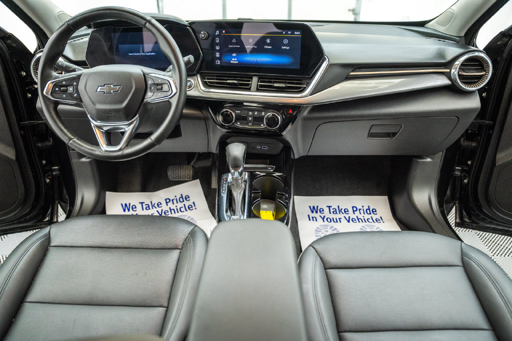 Used 2024 Chevrolet Trax ACTIV w/ Driver Confidence Package FWD image 18
