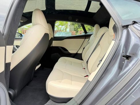 Used 2022 Tesla Model S AWD/4WD image 15