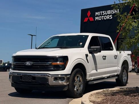 Used 2025 Ford F150 XLT w/ Equipment Group 301A Standard AWD/4WD image 8