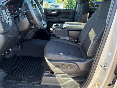 New 2026 Chevrolet Silverado 1500 Custom RWD image 15