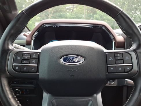 Used 2023 Ford F150 Lariat w/ Equipment Group 502A High AWD/4WD image 27