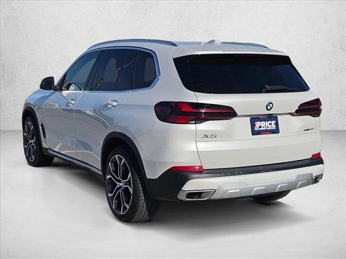 Used 2025 BMW X5 xDrive40i w/ Premium Package image 8