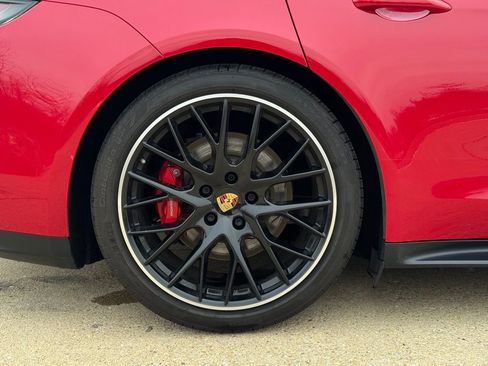 Certified 2019 Porsche Panamera GTS image 18